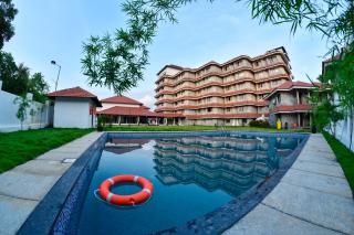 THE PEARL VIEW HOTEL - Mulappilangād - 3