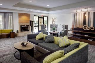 Courtyard by Marriott Stockton - Stockton - 7