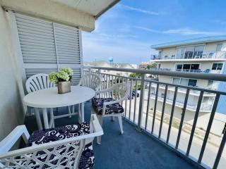 Beach Front Condo with Spectacular Views - Ocean City - 8
