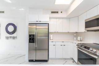 Luxury VIP 3 Bed 2 Bath Apartment Yacht Club Aventura - Miami - 3