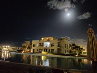 Senior Ground Chalet Located on the Crystal Lagoon - Plage Sidi Abd El Rahman - 7