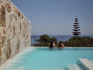 Ismet Villa, a SeaView Glorious Hideaway, By ThinkVilla - Akrotiri - 3