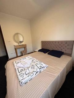 شقة مميزة مع حديقة - 7