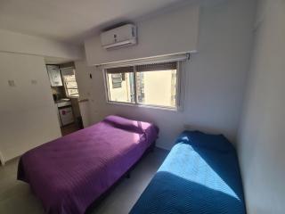 Av. Corrientes 1670 - Paseo La Plaza - - Buenos Aires - 3