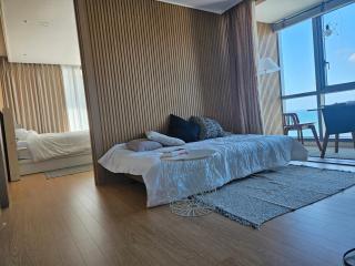 premium ocean view in HAEHUNDAE BONA TRAVEL - Busan - 7