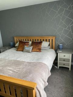 'Kodi's Place' Well appointed 1 bedroom apartment with excellent transport links and free Wi-Fi - Whiteabbey - 3