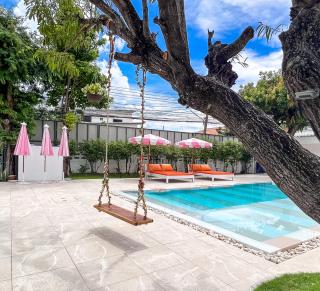 Pink Moon Pool Villa in Quiet Area of Nimmanhaemin - Chiang Mai - 1