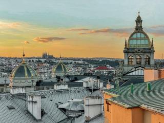 TurnKey I Central Apartment with Terrace - Prague - 9