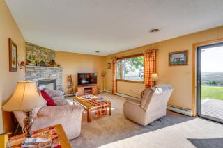 Muncy Vacation Rental with Deck and Views - - 5
