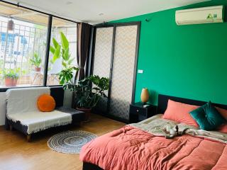 Terra Homestay - Big Balcony with elevator - 150m to Hoan Kiem Lake - 3