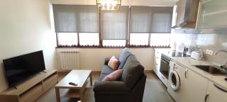 Alojamientos El Pontiguín 2 - 0