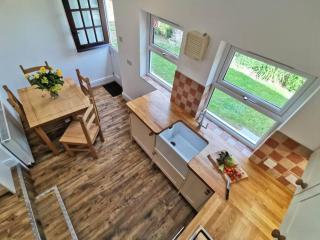 Beautiful gate house a 4 minute walk from beach - Bognor Regis - 7