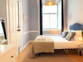 SJ2DeE Heart of Baixa NEW AIR CONDITIONING Spacious 2 apts 4br2ba - Lissabon - 7