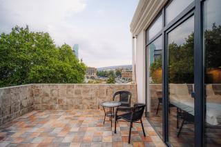 Hotel Day Inn - Tbilisi - 1