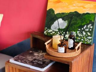Terra Homestay - Big Balcony with elevator - 150m to Hoan Kiem Lake - 6