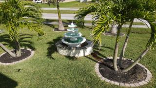 Golden Globe - luxury on the canal with poolspa - Cape Coral - 5