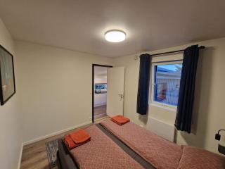 Northern living 1 room with shared bathroom - 9
