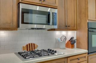 Quaint Noble Home 6 Mi to University of Oklahoma! - Norman - 2