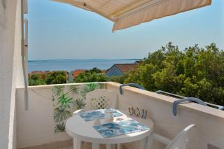 Apartments Family Gligora - Mandre - 9