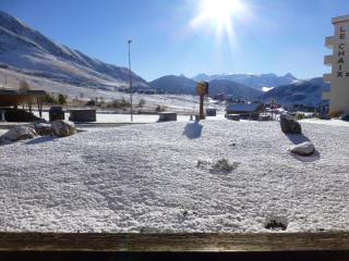 Studio cosy pour 4 pers. avec balcon S/E, proche pistes du Rif Nel et commerces, quartier Cognet - FR-1-405-45 - L'Alpe-d'Huez - 3