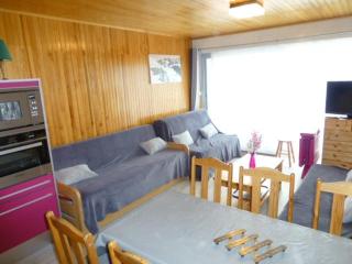 Studio Confort 37m² - Huez, 4 Pers, Balcon Sud, Proche Pistes et Centre - FR-1-405-35 - 4