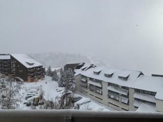 Appartement cosy 4 pers. avec balcon sud, proche commerces et remontées, L'Alpe d'Huez - FR-1-405-61 - L'Alpe-d'Huez - 3