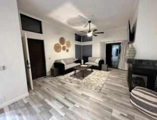 Cozy Palm Springs Condo - Palm Springs - 1