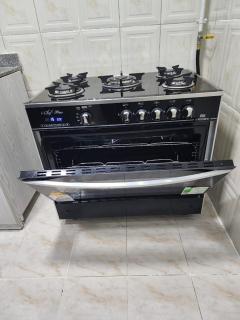 Modern Apartment in Sheraton Heliopolis, 5 minutes from Cairo Airport عمارة مطعم دجاج كنساس - 1