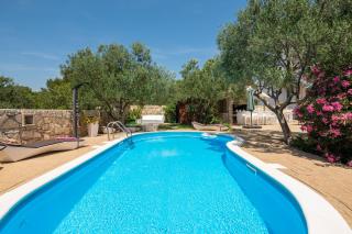 Luxury Villa Bella Vista with Swimming Pool - Betina - 4