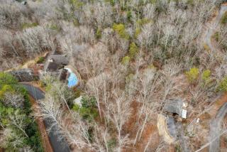 Smoky Speakeasy 2 Cabins 2 Hot Tubs and Private Pool - Gatlinburg - 6