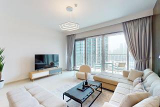 Downtown Views 2 - Gorgeous Three Bedroom - Dubai - 1