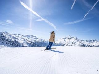 Studio rénové 2* pour 4 pers., skis aux pieds, balcon exposé sud-ouest, proche commerces et garderie - FR-1-398-528 - La Rosière - 3
