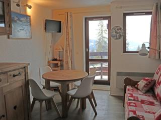 Studio rénové, style montagne, pied des pistes, balcon exposé sud, pour 4 personnes à La Rosière - FR-1-398-557 - Montvalezan - 8