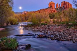 DreamCatcher South Walk to Shop Dine Hike - Sedona - 3