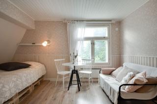 Lovely studio in wooden house, private bath&parking - Turku - 7