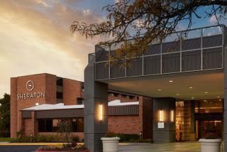 Sheraton Grand Rapids Airport Hotel - 8