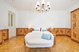 Exclusive Entry: Cozy Guestroom - 4