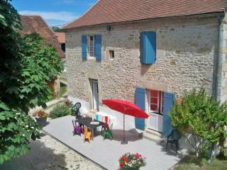 Maison familiale avec piscine privée, jeux pour enfants, salle de sport et Wifi en Dordogne - FR-1-616-70 - Cherveix-Cubas - 7