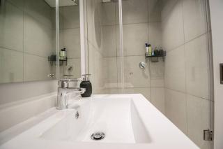 Beautiful Gem at Ellipse - 1