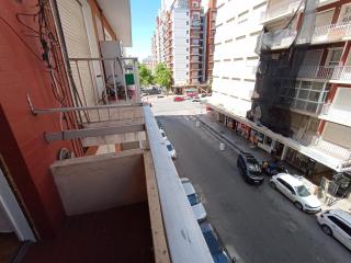 EfDepartamentos Plaza Colon con balcón a la calle - 2