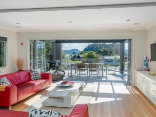 Flaxmill Treasure - Cooks Beach Holiday Home - Cooks Beach - 5