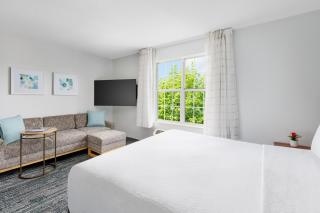 TownePlace Suites Philadelphia Horsham - 9