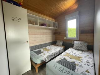 Chalet au bord de l'eau avec terrasse, pêche, baignade surveillée, buvette et activités extérieures - FR-1-489-360 - Pierrefitte-sur-Loire - 3