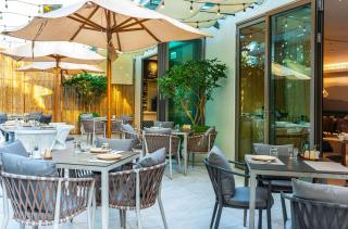 Hilton Garden Inn Phuket Bang Tao - Bang Tao Beach - 1