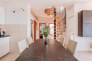 Family-friendly apartments with swimming pool Marusici, Omis - 21377 - 5