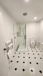 The Black Chalet - 4