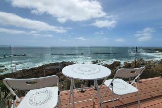 Heathcliff1 Luxury Couples Retreat with Stunning Coastal Views! - Boat Harbour - 7