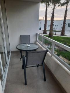 Acogedor Departamento Central con Piscina, Estacionamiento Privado y Más - 5