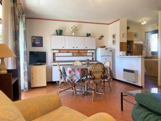 Appartement calme, 4 couchages, proche plage et commerces, terrasse exposée sud, parking privatif - FR-1-251-508 - Le Lavandou - 6
