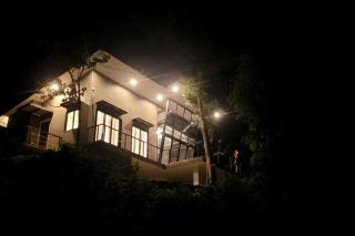 Muddy South Mountain Retreat - - 9
